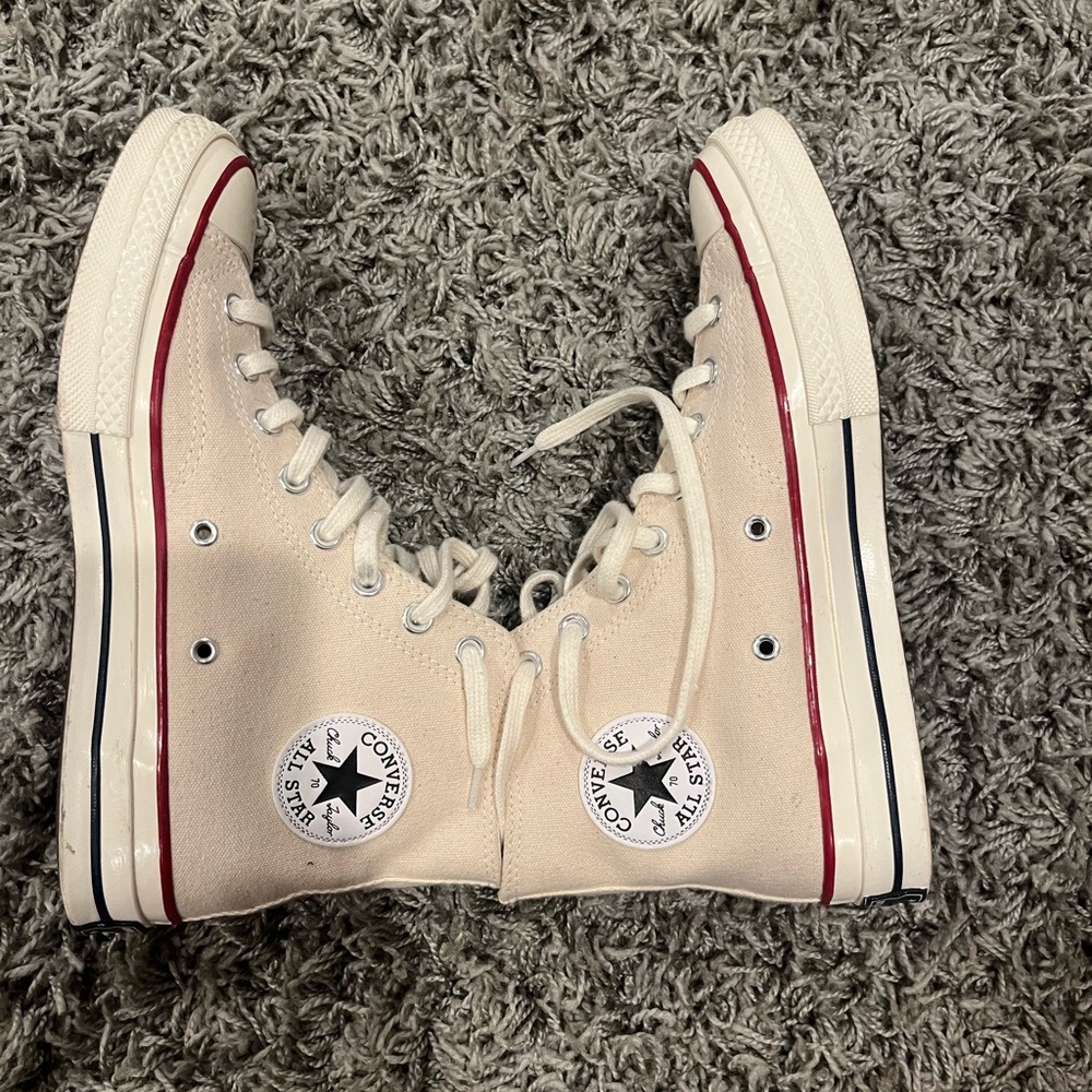 10 in woman’s converse